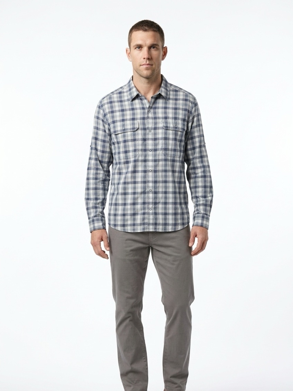 Patagonia Men’s Gray and Blue Plaid Button-Down Shirt Size Large